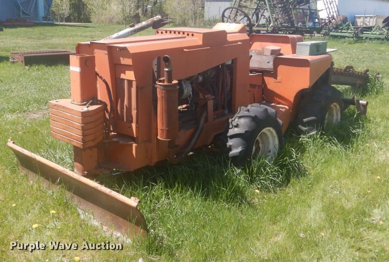 Ditch Witch R60  trencher - HE9711