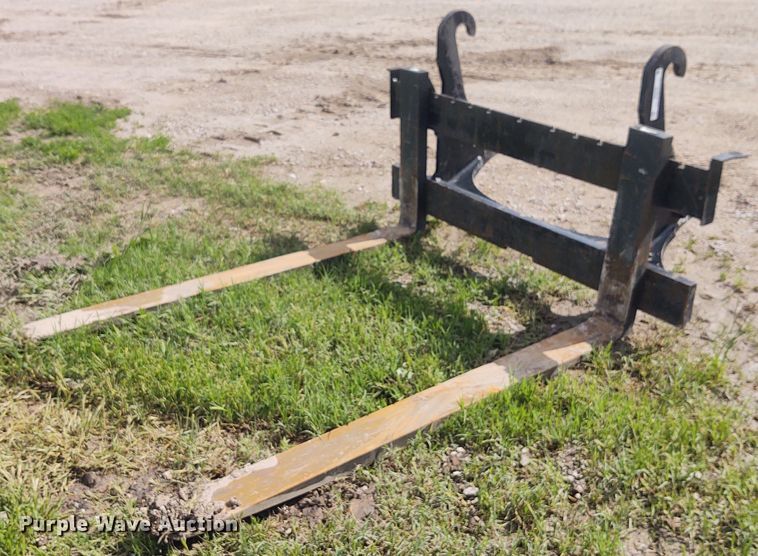 John Deere Worksite Pro 64"L backhoe forks - IK9320