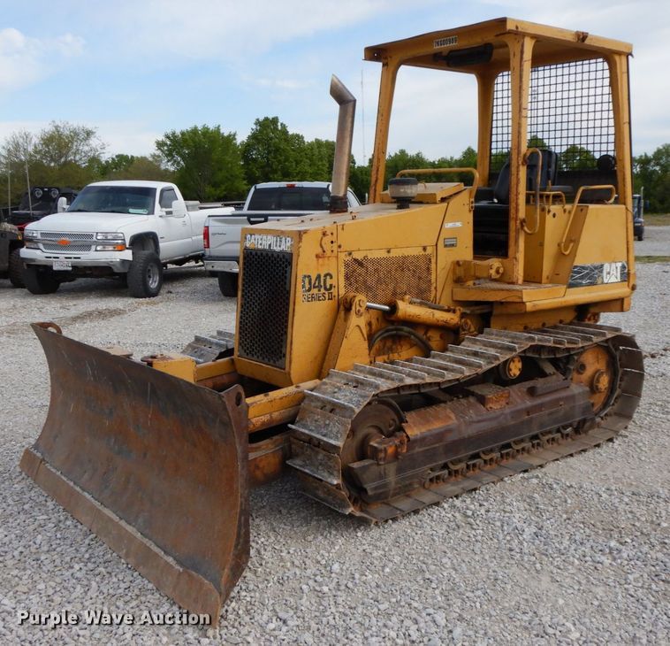 1993 Caterpillar D4C  Series II dozer - IL9368