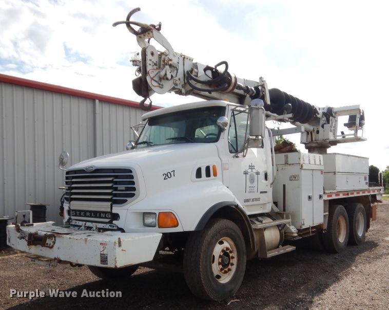 2009 Sterling L8500  digger derrick truck - IP9791