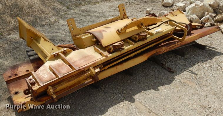 Caterpillar 12'W snow wing plow - IT9324