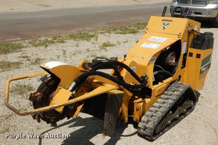 2013 Vermeer SC30TX  stump grinder - DL8934