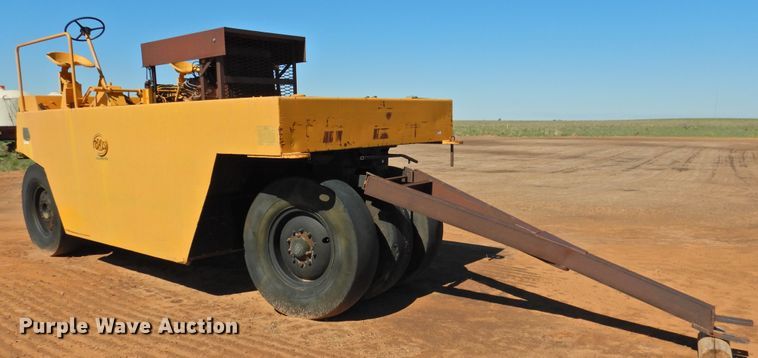 Bros Inc SP-6000B Roll-O-Pactor  pneumatic roller - JX9924