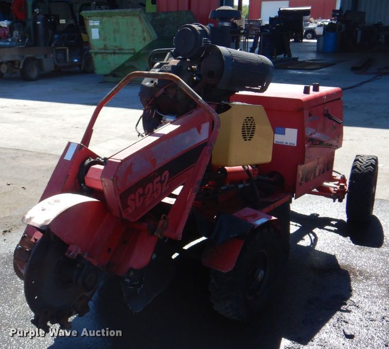 2006 Vermeer SC252  stump grinder - JY9941