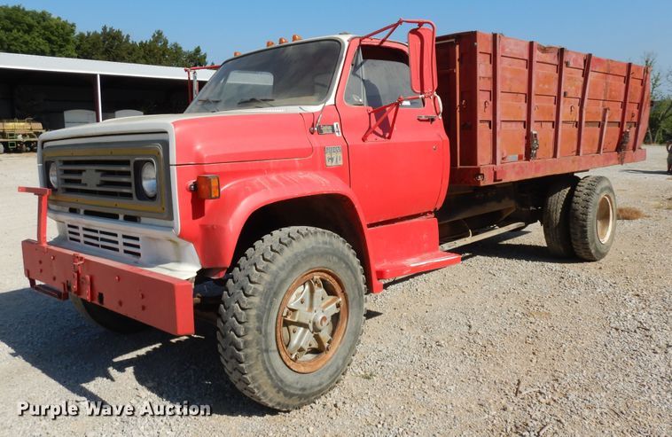 1979 Chevrolet C70  grain truck - ID9973