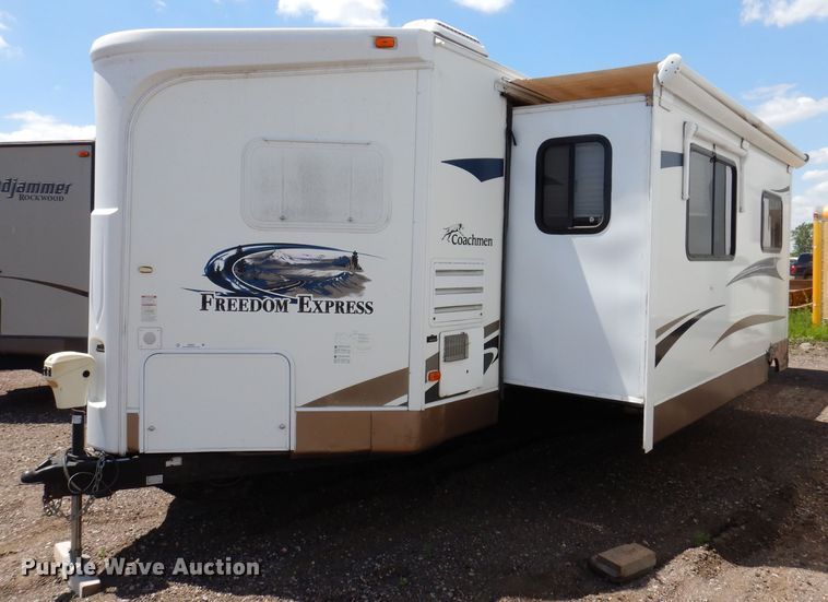 2012 Forrest River Freedom Express  camper - IQ9605
