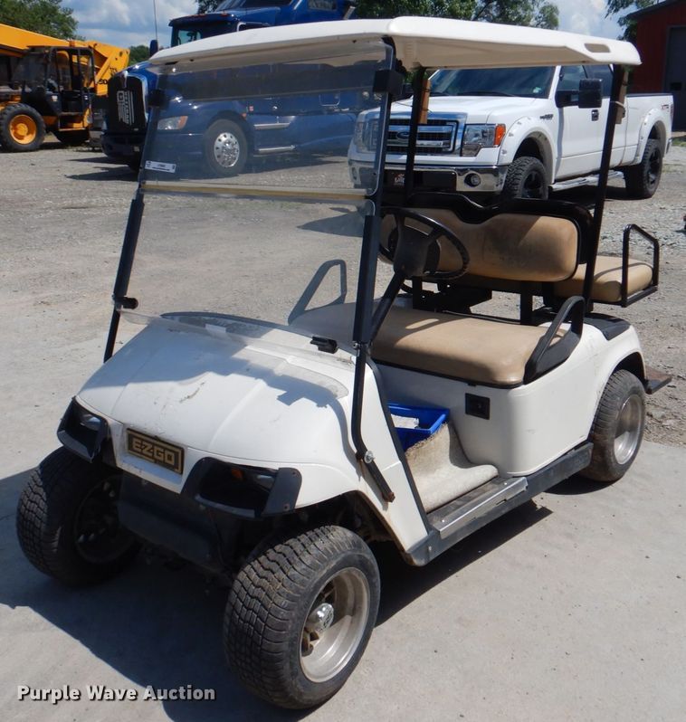 EZ GO  golf cart - JY9805