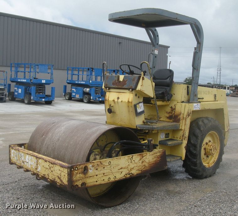 1997 Bomag BW142D-2  single drum vibratory roller - DG5256