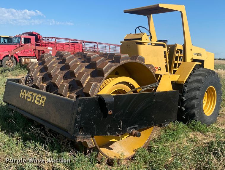 Hyster C852A  single drum vibratory roller - DL0409