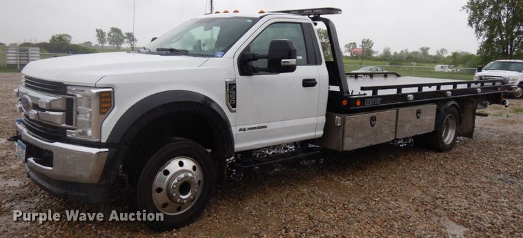 2019 Ford F550  rollback truck - IT9468