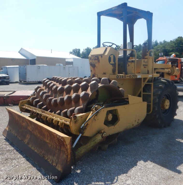 Raygo 420-C  single drum vibratory roller - JI9656