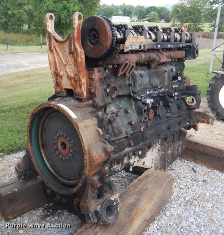 Volvo  engine - JY9785