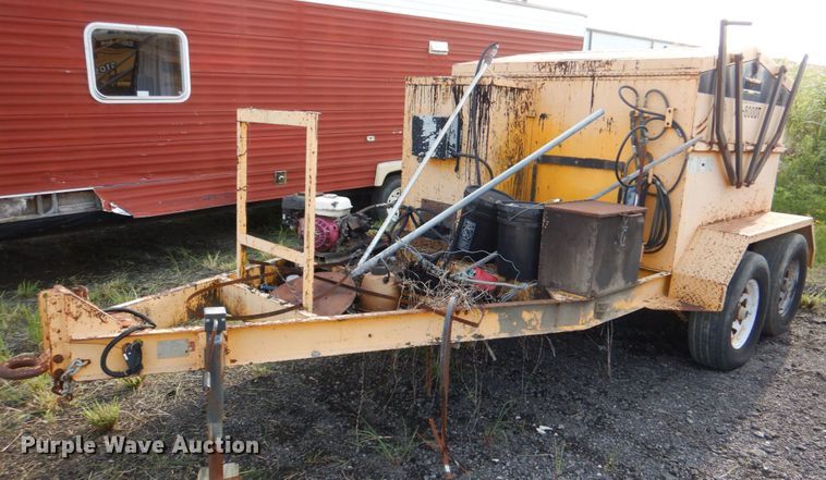 KM International KM-800T  asphalt recycler - IA9954