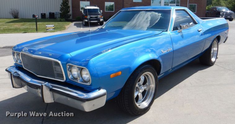 1973 Ford Ranchero Squire - JY9802