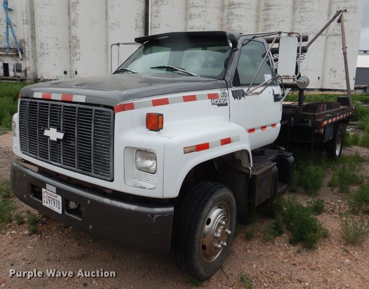 1995 Chevrolet Kodiak  winch truck - DL0410