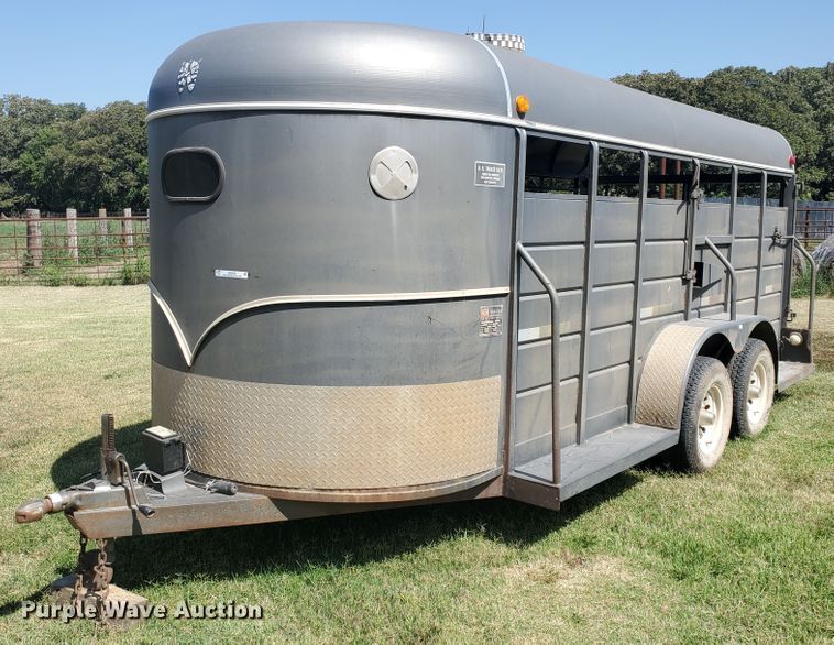 2002 WW  livestock trailer - JM9632