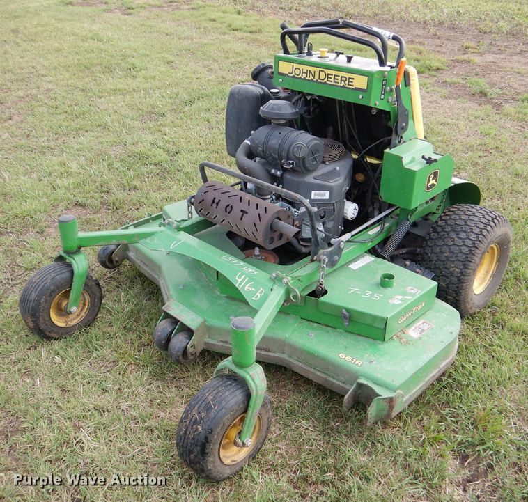 John Deere 661R  ZTR lawn mower - DL3453