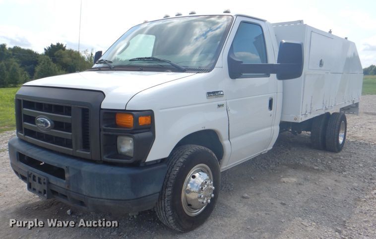 2012 Ford E450  utility van with sprayer - HT9357