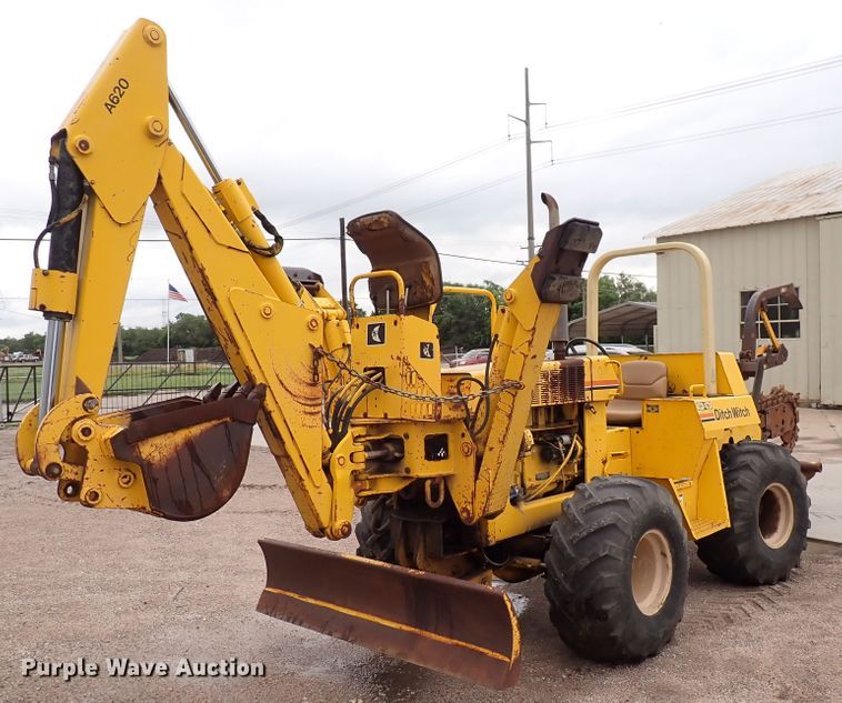 Ditch Witch 7610  trencher - DL7617
