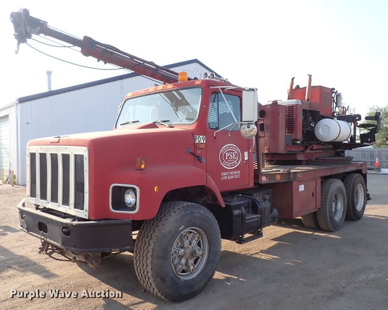 1982 International  drilling rig truck - DN1839