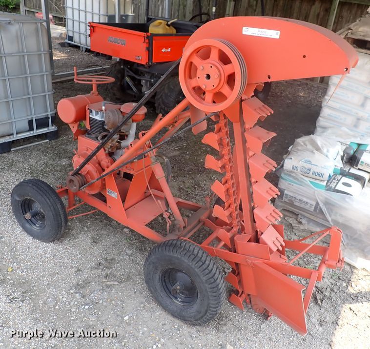 Charles Machine Works  bucket trencher - IK9052
