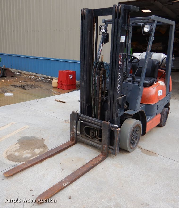 Toyota 42-6FGCU25  forklift - DM1343