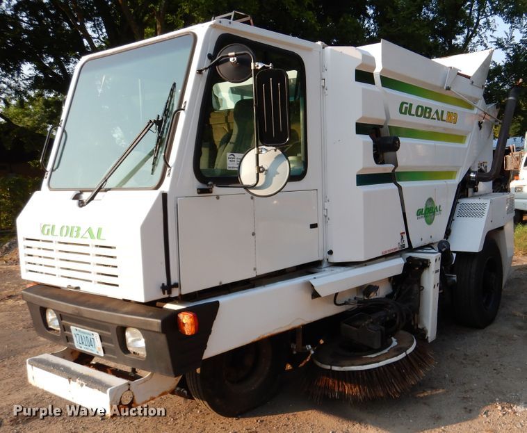 2013 Global Environment M3  street sweeper truck - DM6343