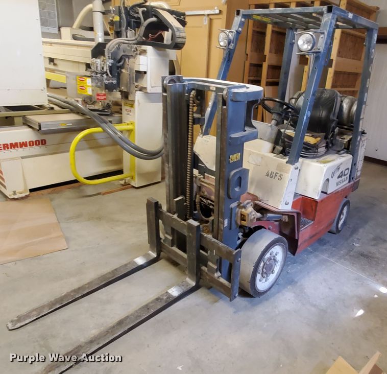 Nissan 40  forklift - KK9401