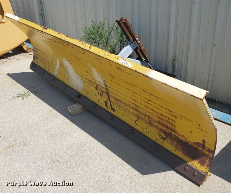 Meyer  10'W snow plow - KY9065