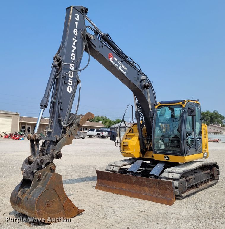 2017 John Deere 135G  excavator - BY9402