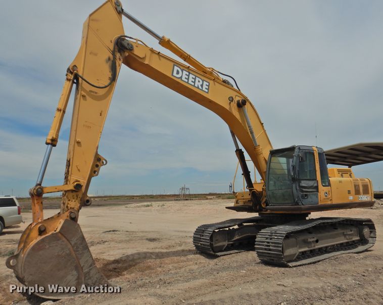 2005 John Deere 330C LC  excavator - DK2424