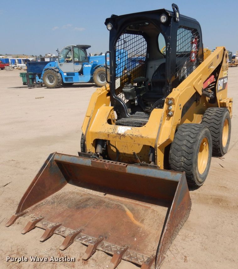 2014 Caterpillar 236D  skid steer loader - IP9530