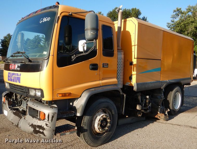 1998 GMC C7500  street sweeper truck - DM1365
