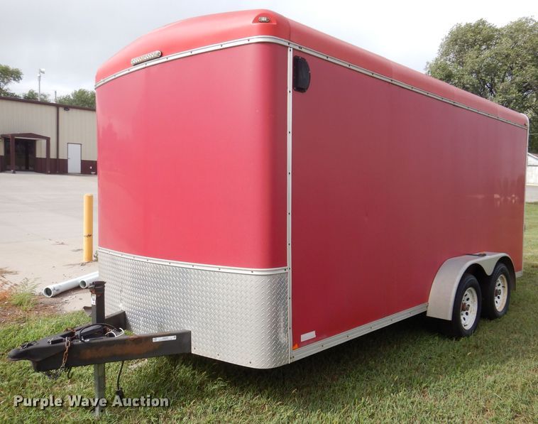 2004 H & H  enclosed cargo trailer - IN9886