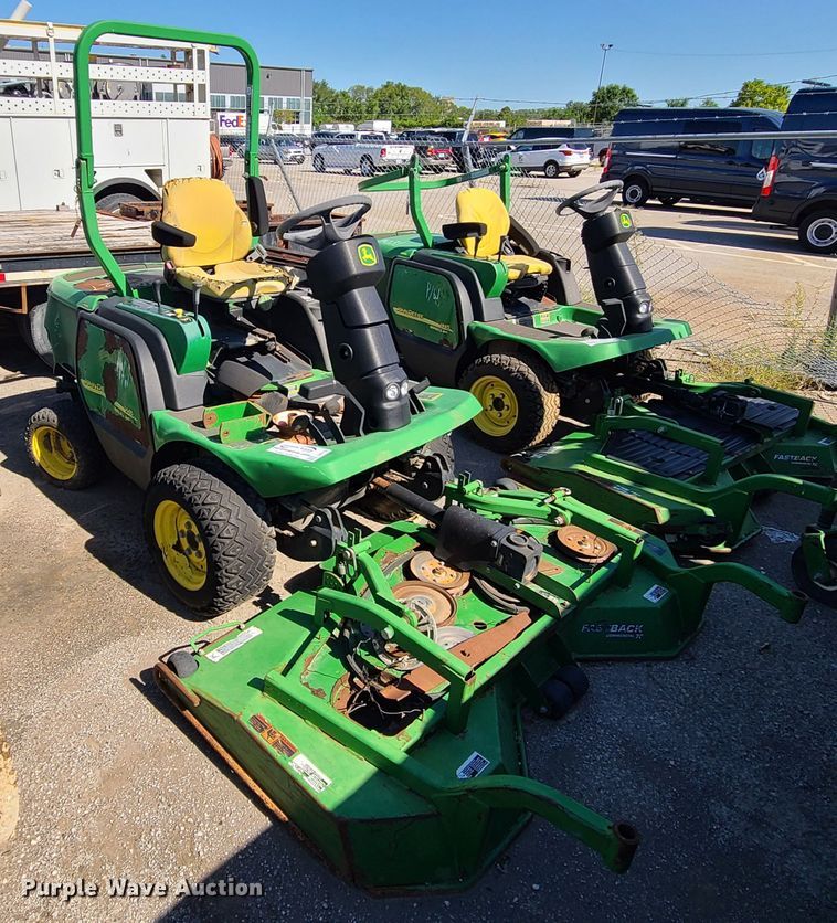 John Deere 1445  lawn mower - DI6110