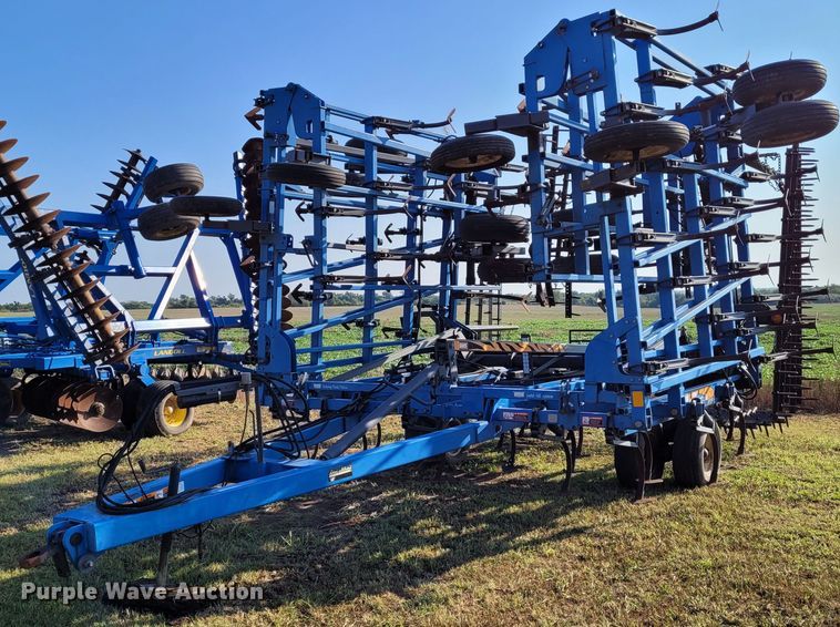 DMI Tigermate II  field cultivator - BY9425