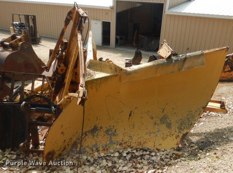 10'10"W motor grader snow plow - HI9956