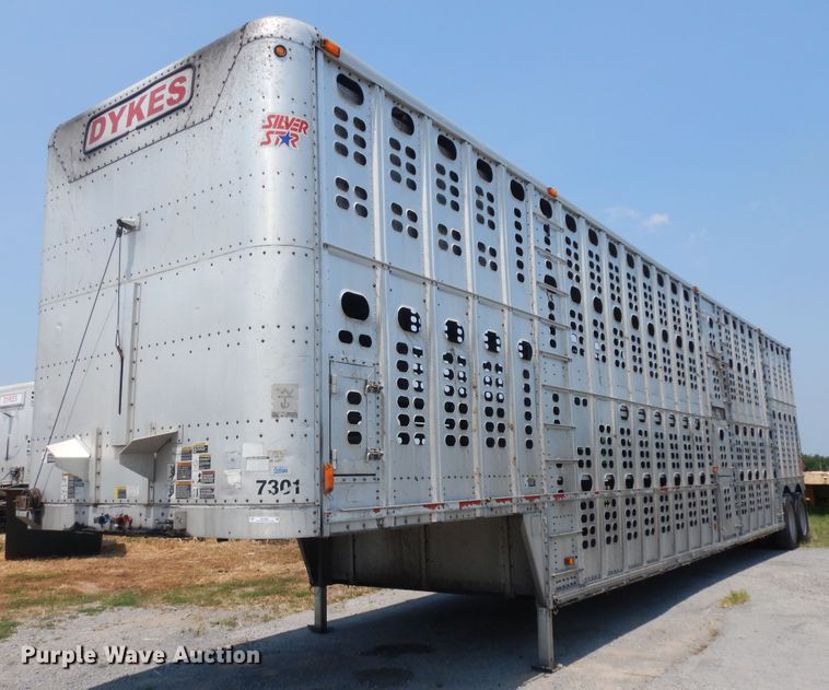 2001 Wilson PSDCL-302  livestock trailer - KU9391