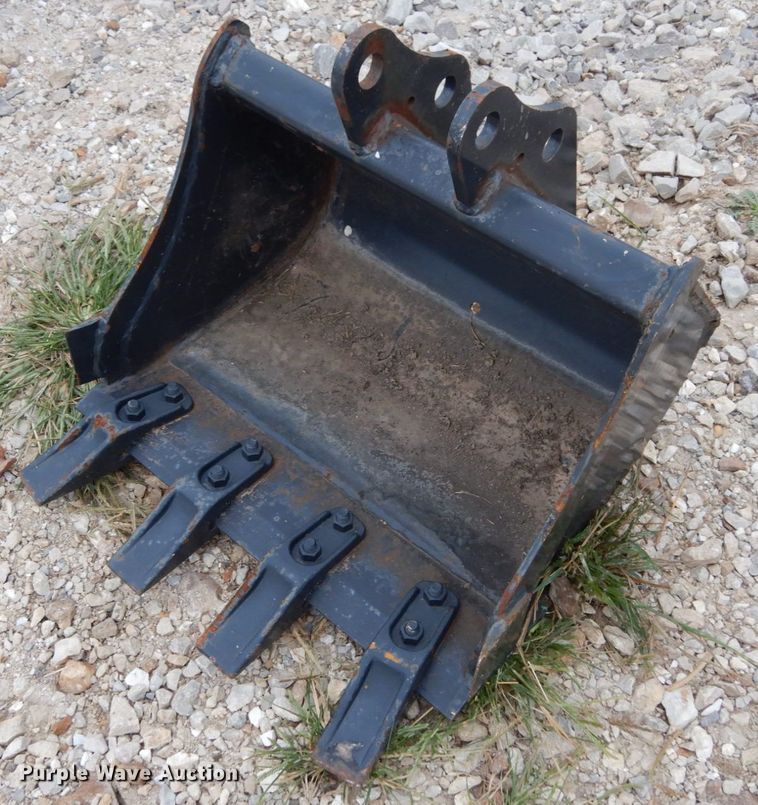 Bobcat  20"W bucket - KI9636