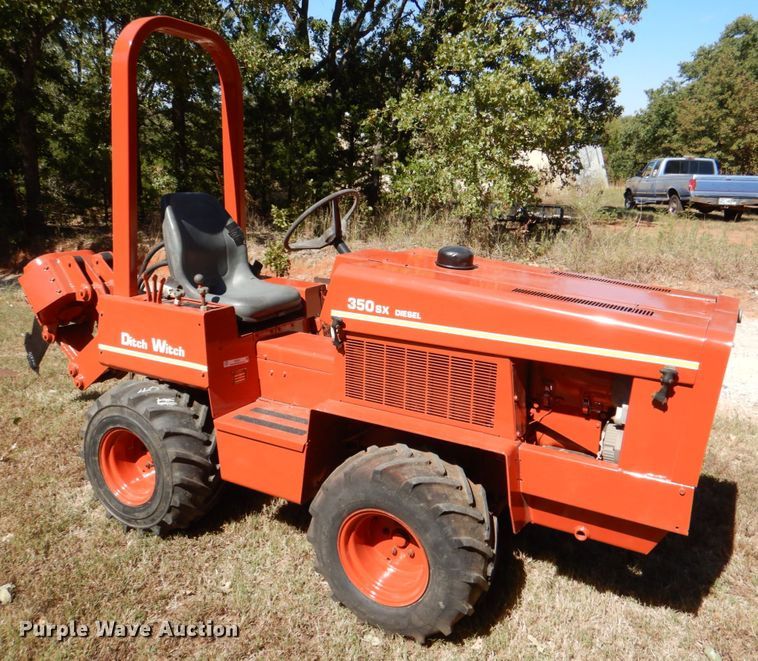 Ditch Witch 350SX  cable plow - IR9161
