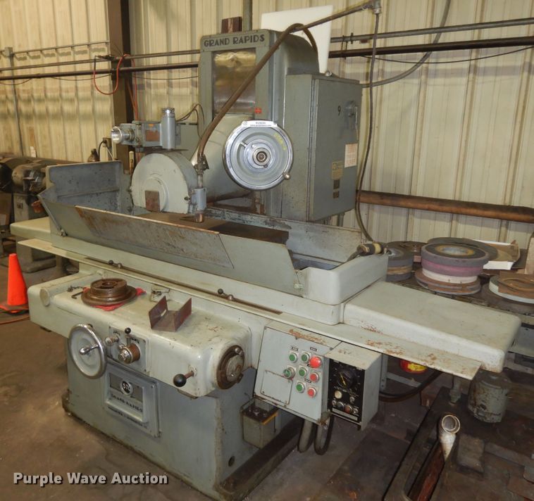 1974 Grand Rapids 570  grinder - KU9255