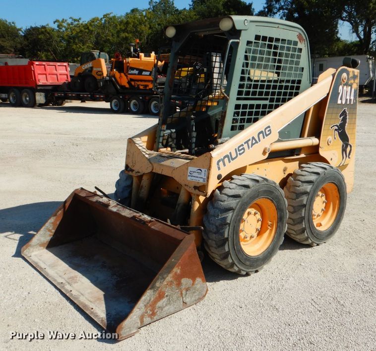 2008 Mustang 2044  skid steer loader - DJ0788