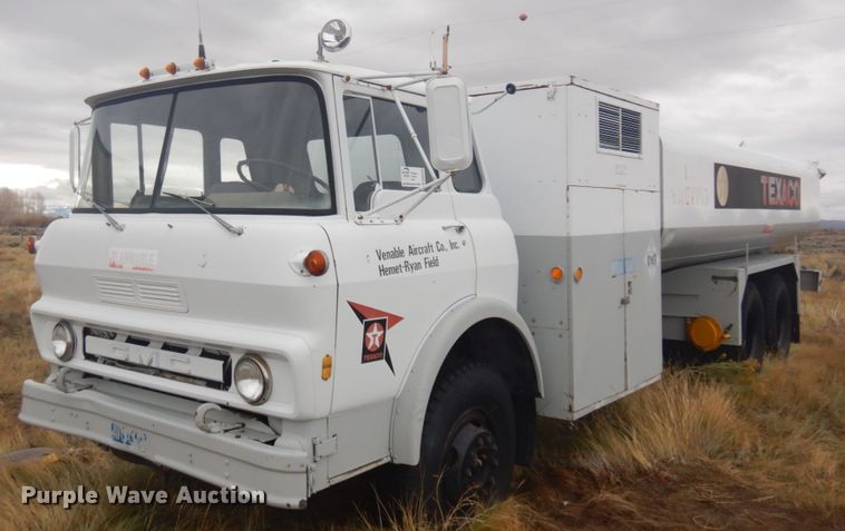 GMC  fuel truck - DM5293
