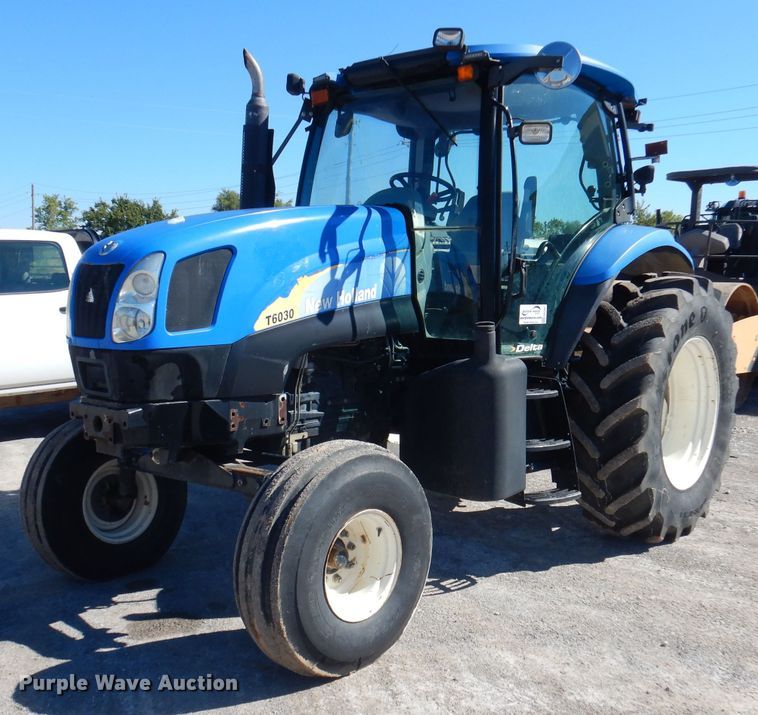 New Holland T6030  tractor - DA5362