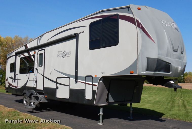 2012 Forest River Wildcat Sterling  camper - JQ9274