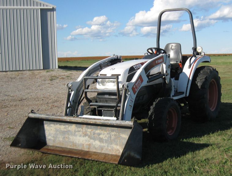 Bobcat CT450  MFWD tractor - FW9051