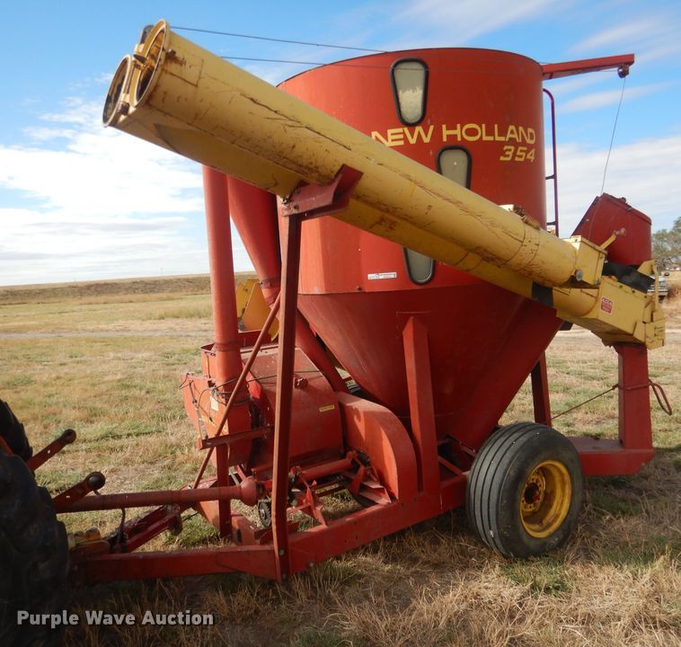 New Holland 354  feed grinder/mixer - HU9312