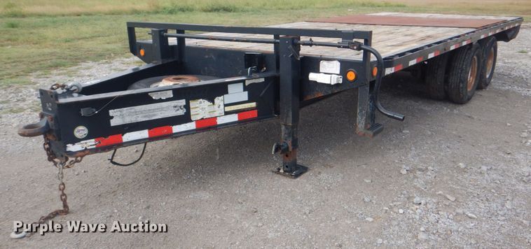 2010 Load Max  utility trailer - HT9450