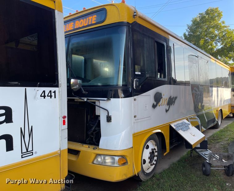 2010 Freightliner MB55  trolley - IK9542