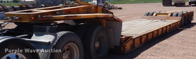 1990 Trail King  lowboy equipment trailer - DM5250